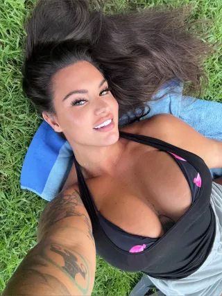 Onlyfans: anaguillenx