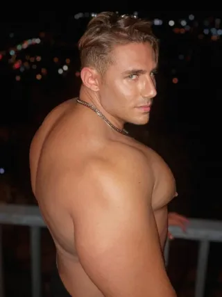 Onlyfans: rockyrock001