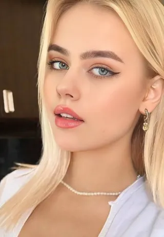 Onlyfans: blondiepolly