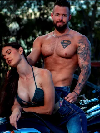 Onlyfans: swing_our_way