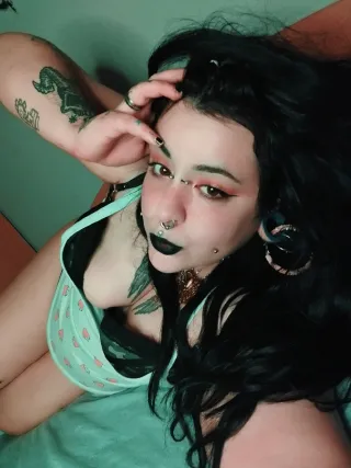 Onlyfans: lady_disaster
