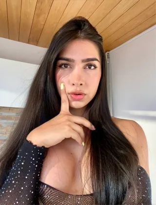 Onlyfans: xsophialatinax