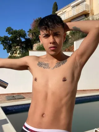 Onlyfans: david_cameron.x